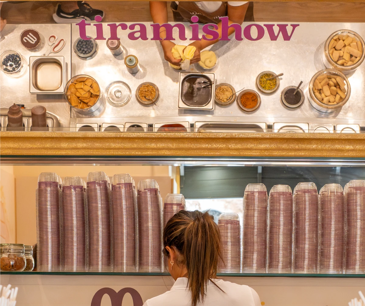 Perché il Tiramishow® sta cambiando il modo di vivere il tiramisù